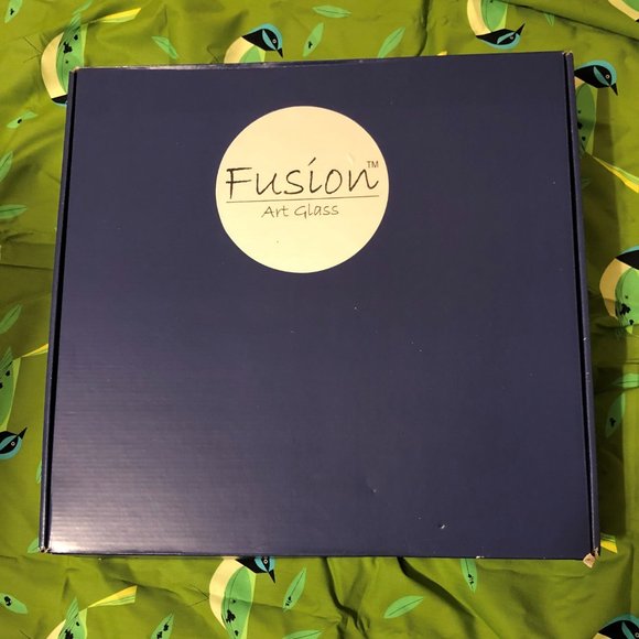 NWT, Fusion Art Glass, bowl - Picture 3 of 9